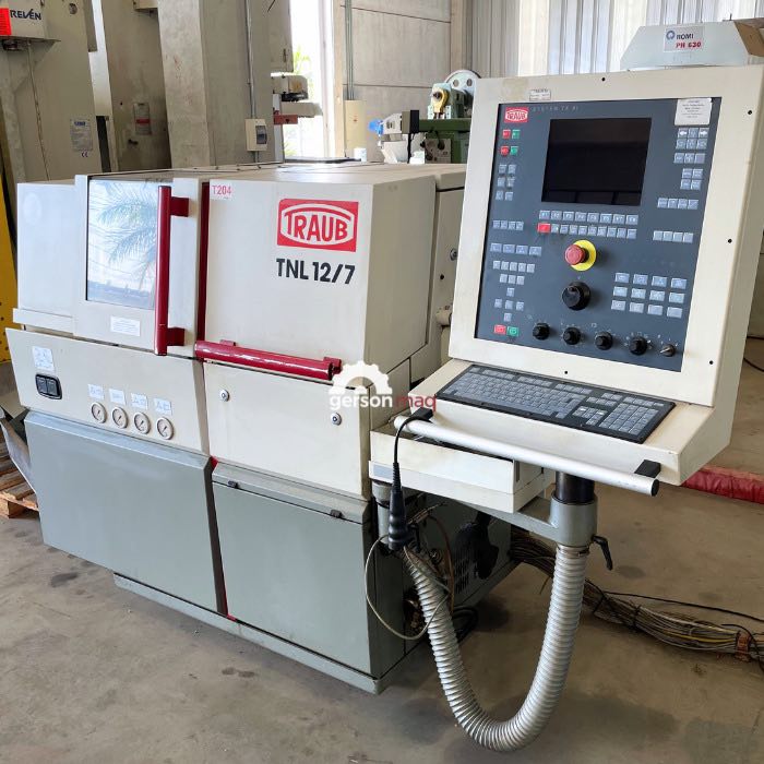 TORNO CNC TIPO SUICO CABECOTE MOVEL - TRAUB TNL 12